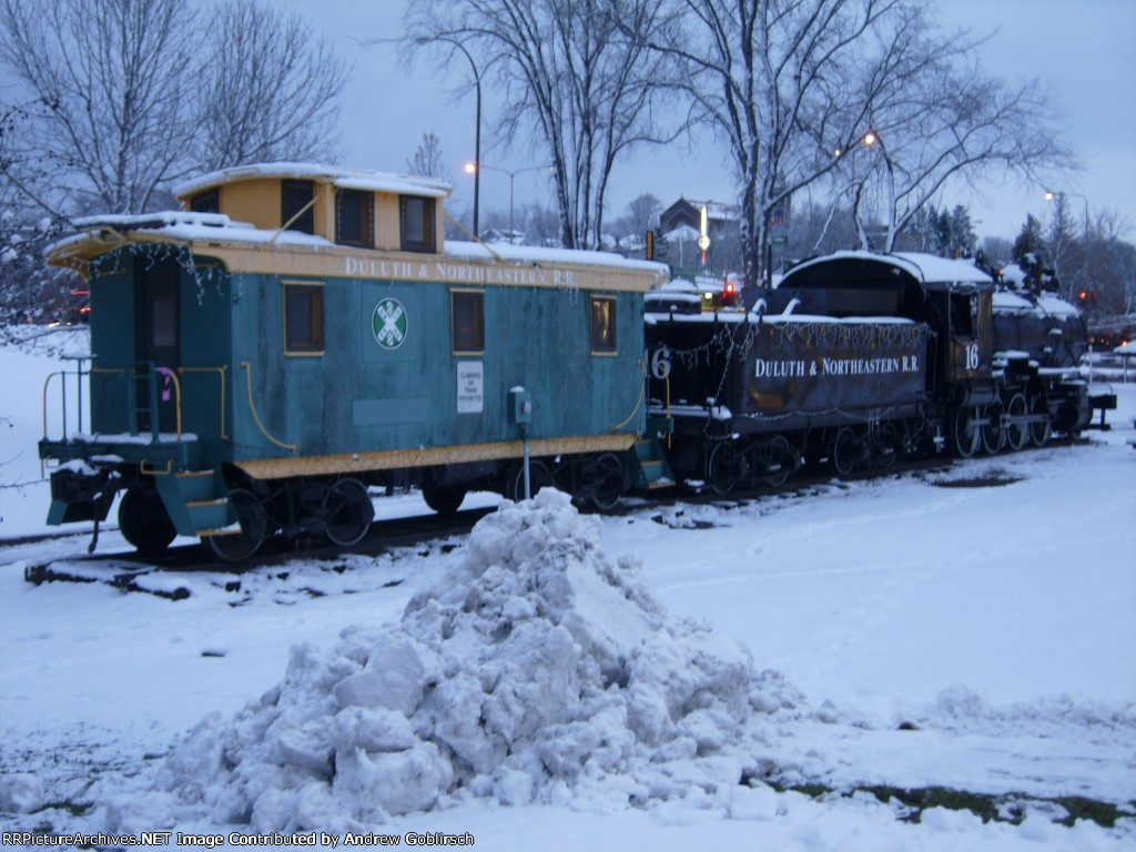 D&NE 7 in the Snow Right Side Behind